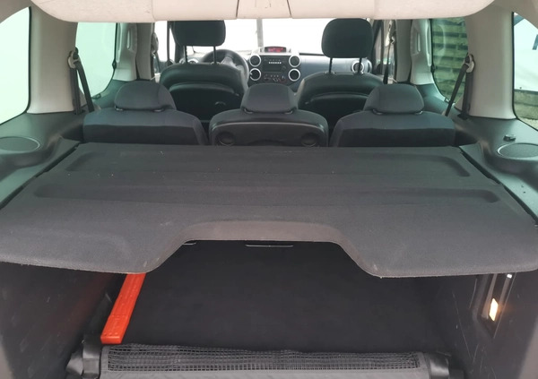 Peugeot Partner cena 23900 przebieg: 203940, rok produkcji 2010 z Giżycko małe 407